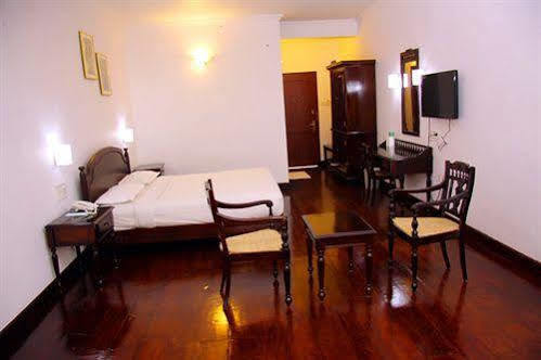 Oak Field Resort Munnar Εξωτερικό φωτογραφία